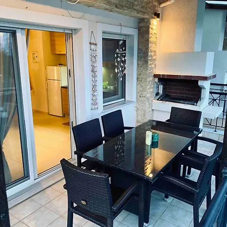 Chiotis Family House